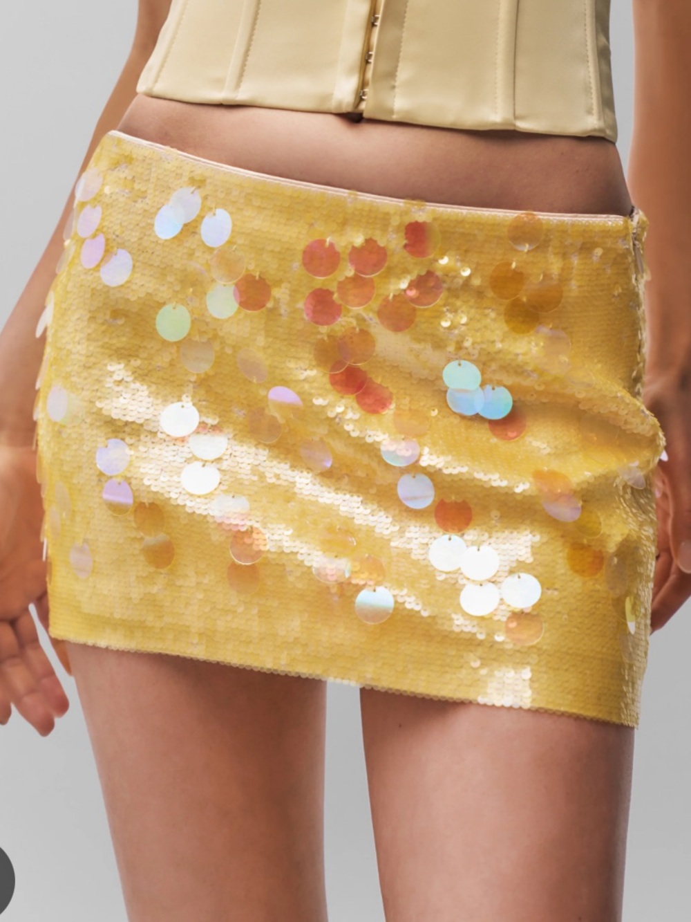 Guizio Yellow Sequin Mini Skirt